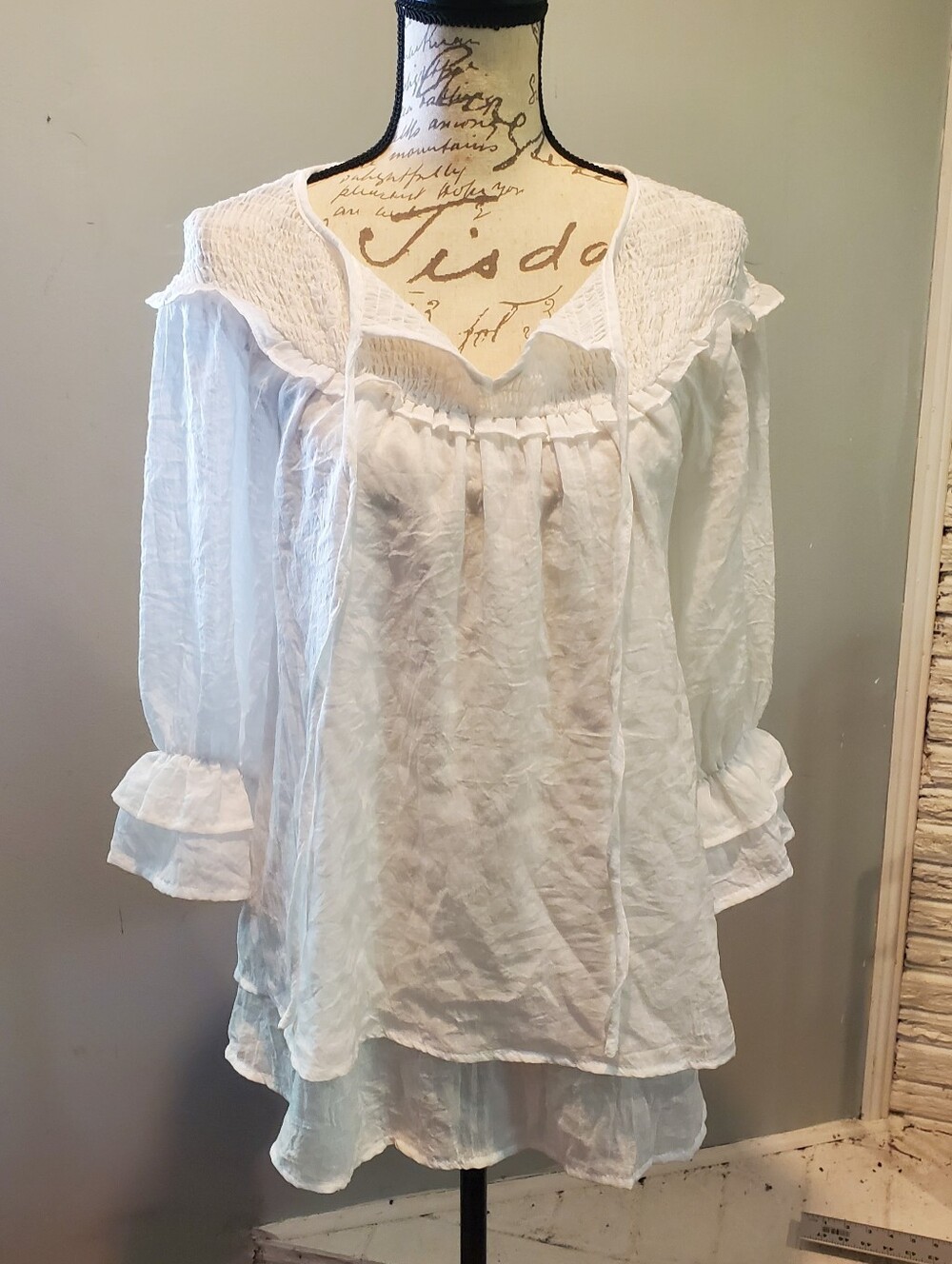 Entro NWT White Smocked Peasant Blouse Small Ruffled Sleeve Boho Cottagecore
